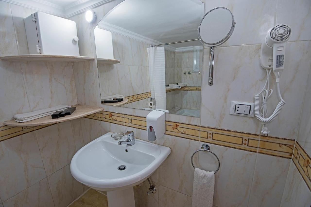 One Bedroom Chalet Managed By Lilly Apartments Hurghada Exterior photo