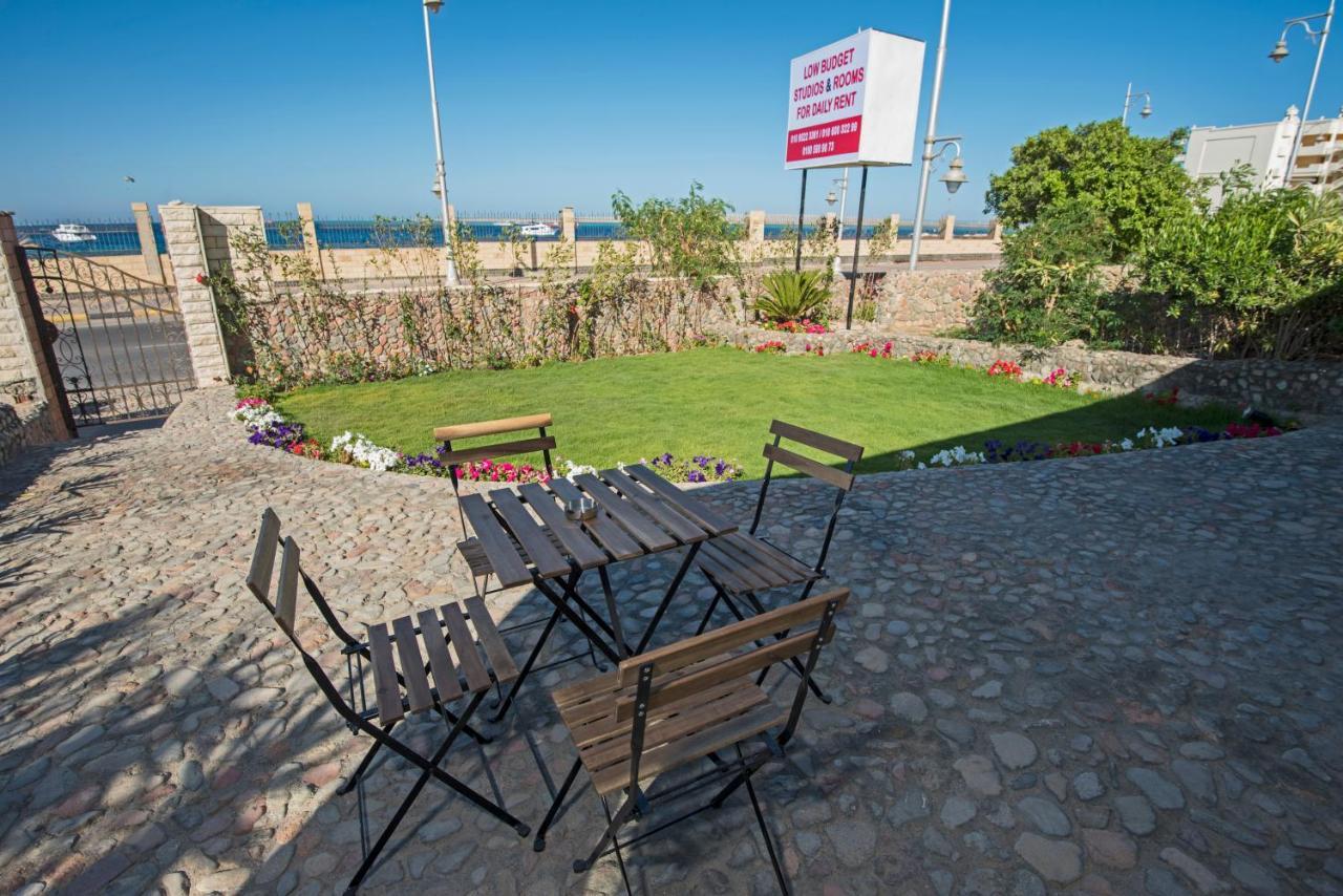 One Bedroom Chalet Managed By Lilly Apartments Hurghada Exterior photo